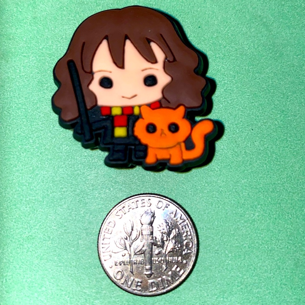 (10 for $15) Hermione Granger & cat Crookshanks Harry Potter Croc Shoes Charms